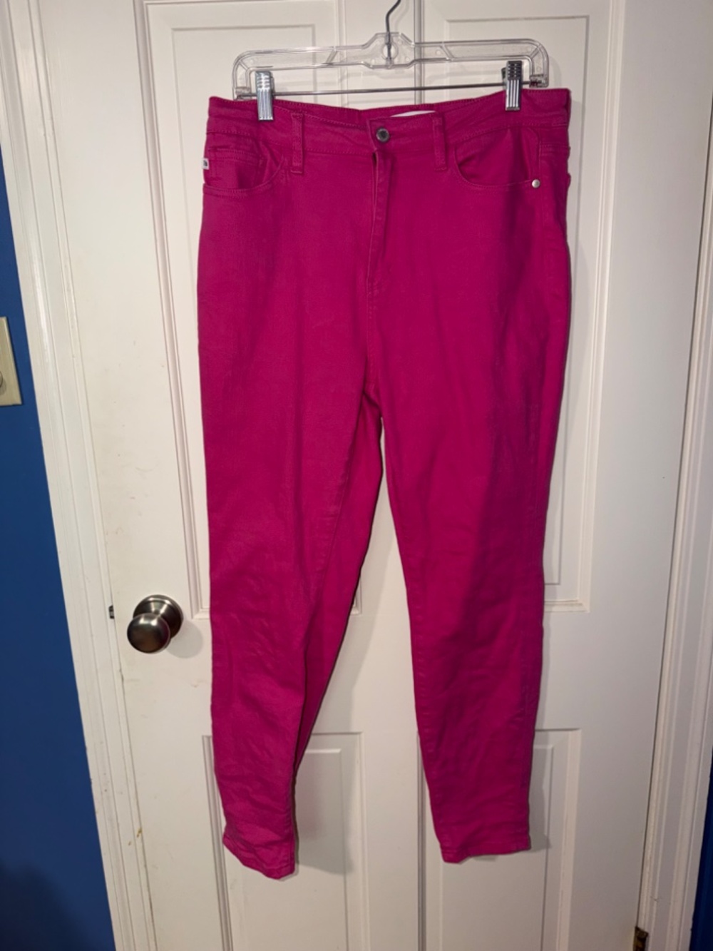 Judy Blue JB88456 NP -High Rise Slim Fit jean in a neon/hot pink